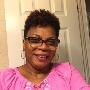 Meet your Posher, Hope